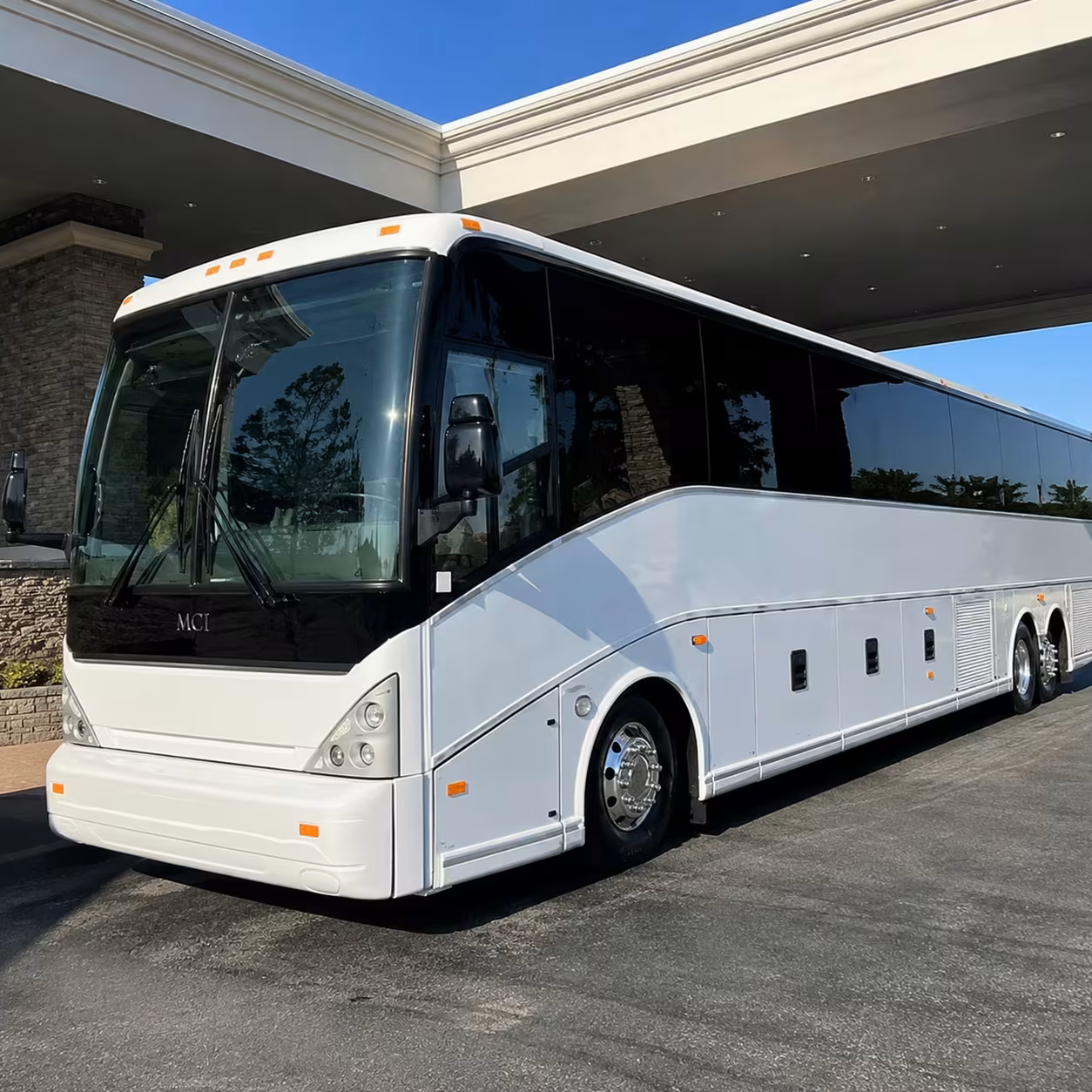 employee shuttles in vista