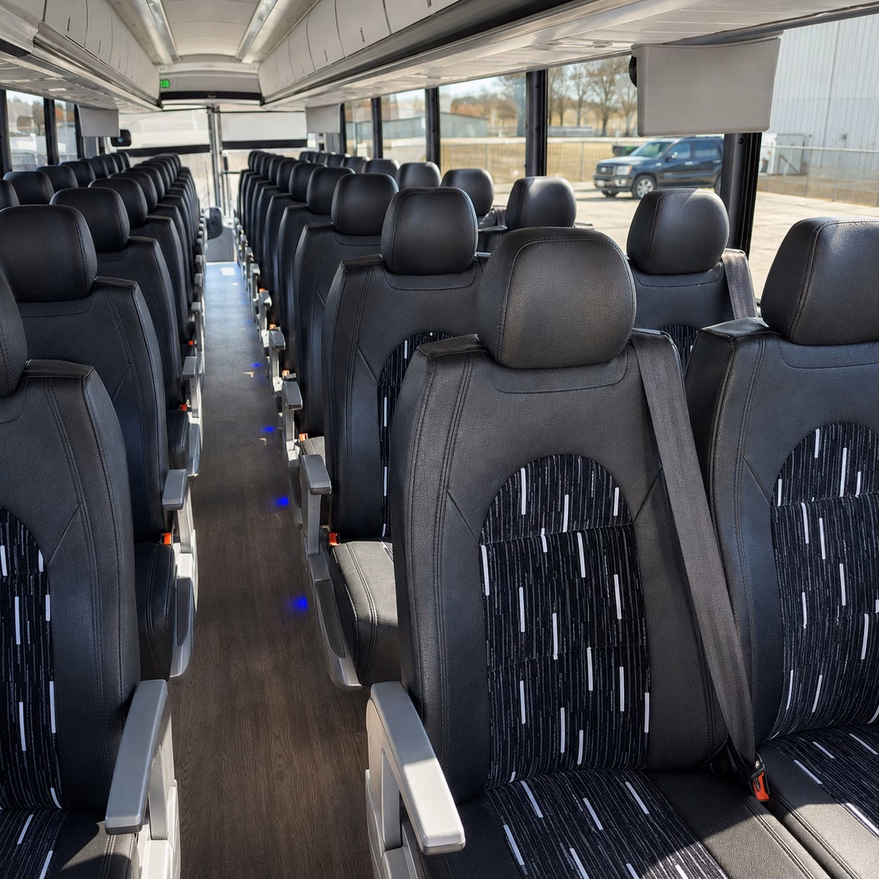 rent vista airport charter buses from a large network