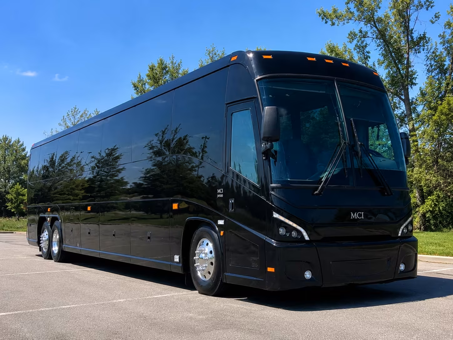 vista charter bus hero 3