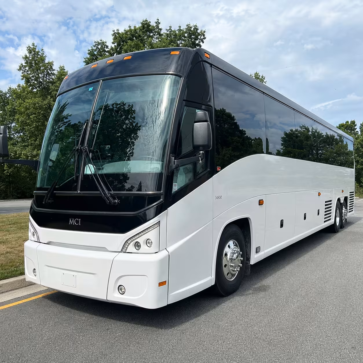 vista charter buses for pilgrimages and airport group trips